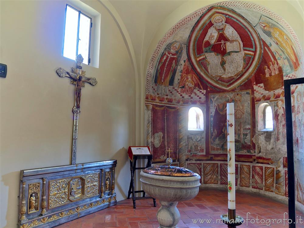 Sesto Calende (Varese, Italy) - Left apse of the Abbey of San Donato